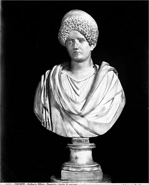 Bust of Emperess Domizia, located in the Uffizi Gallery