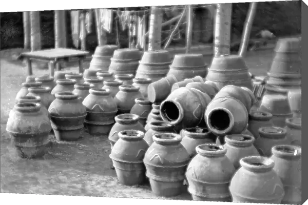 Terracotta vases, Montelupo Fiorentino