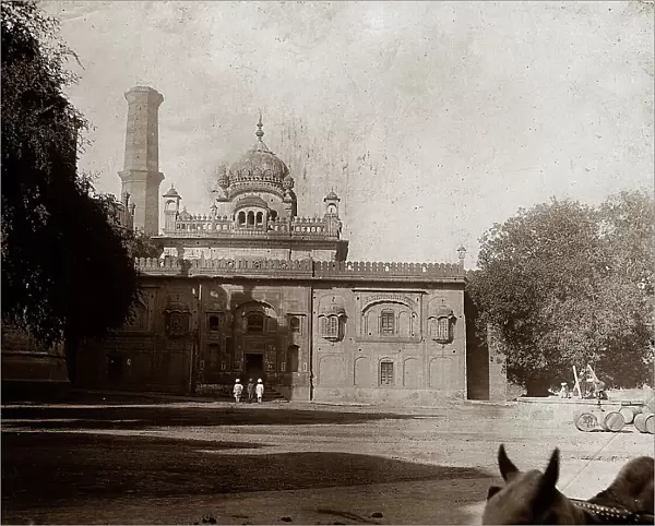 The tomb of Maharaja Runjit, in Lahore, Pakistan
