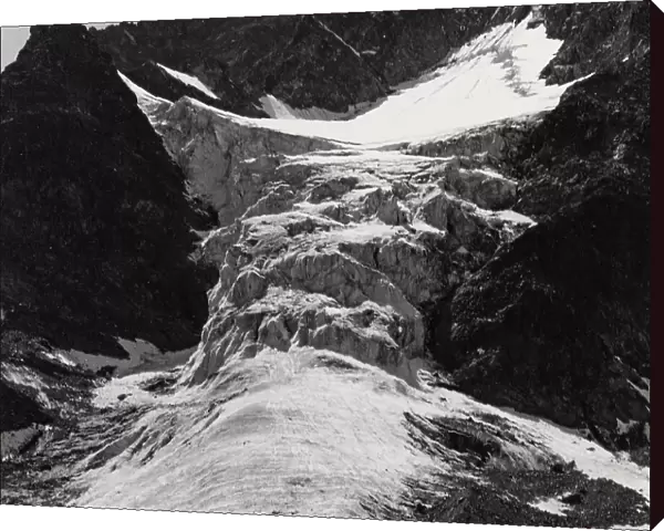 'Glacier seen from the Boval moraine, glacier movement'