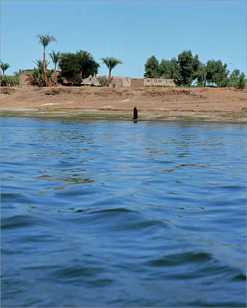 The immensity of the Nile in Upper Egypt