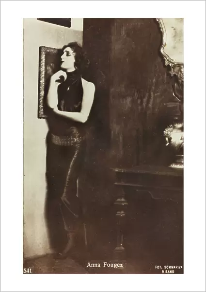 Portrait of the Italian actress and singer Anna Fougez, postcard