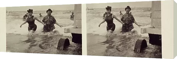 Steroscopic photography showing swimmers in Ostend