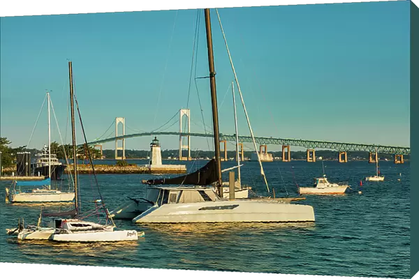 Rhode Island, Newport, Newport Harbor Lighthouse, and Claiborne Pell Bridge