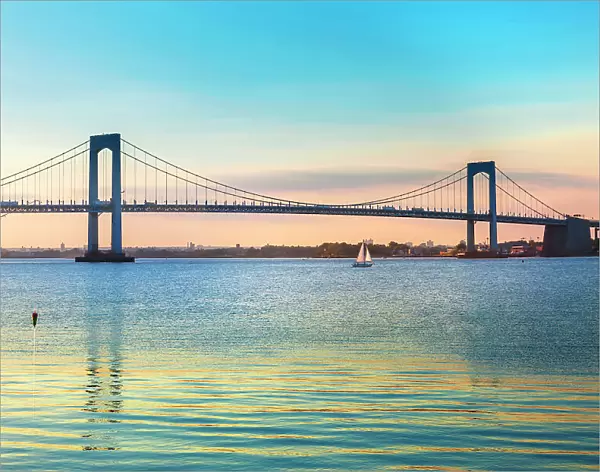 New York City, Throggs Neck Bridge taken from Queens at sunset, connects the boroughs of Queens and the Bronx