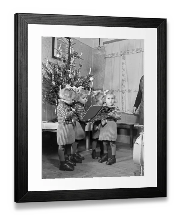 Framed Print : Vierlinge I Christmas Print Framed Print : Vierlinge I Christmas Print