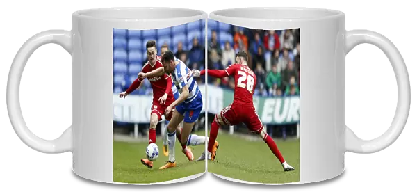 Battle for the Ball: Hal Robson-Kanu vs. Scott Malone - Reading vs. Cardiff Championship Clash