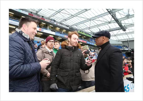Ian Wright Engages with Brighton and Hove Albion Fans during FA Cup Clash vs Arsenal (25Jan15)