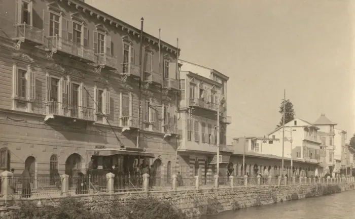 Framed Print : Aleppo - Syria Print circa 1920s Framed Print : Aleppo - Syria Print circa 1920s