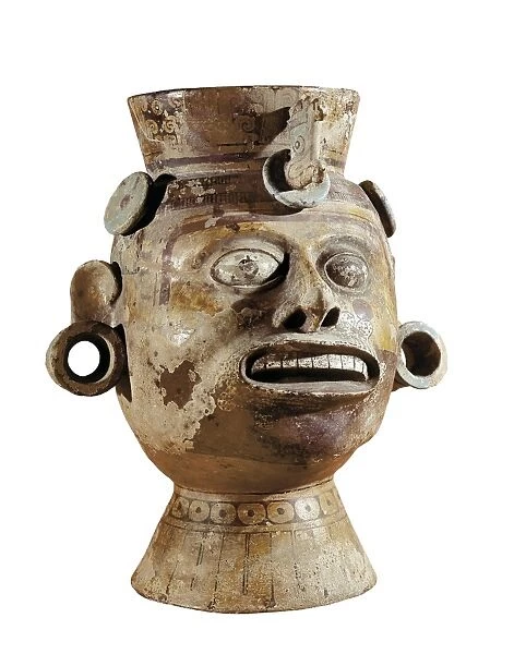 Anthropomorphic vase. ca. 800. Mixtec art. Terra-cotta