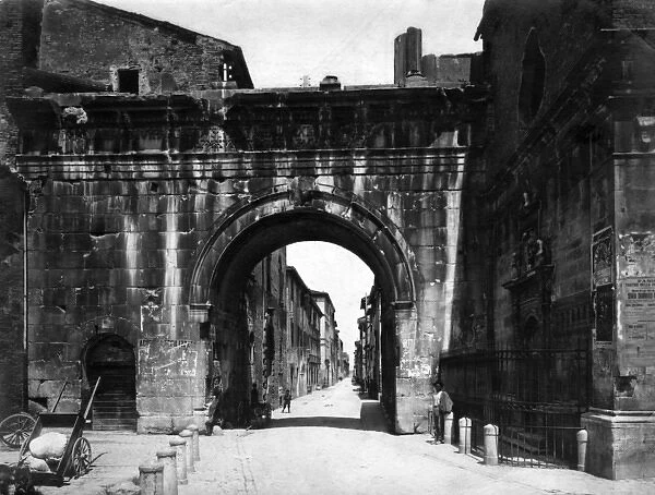 Augustus Arch, Fano