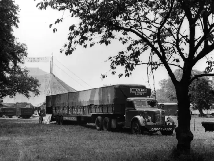 Framed Print : Bertram Mills Circus Print: Maidstone, Kent, 1950s