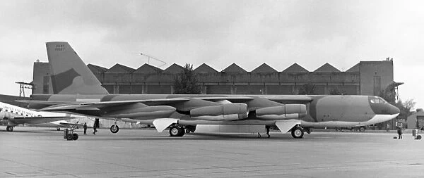Boeing B-52H Stratofortress 61-0027