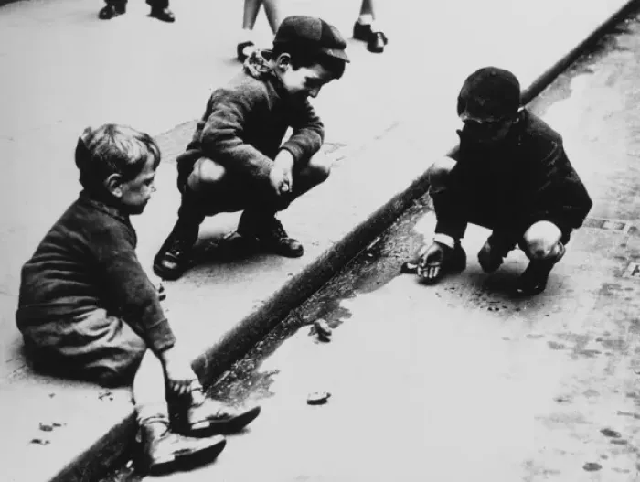 Framed Print : 20th Century Print: Three Boys Playing Marbles in the Gutter Framed Print : 20th Century Print: Three Boys Playing Marbles in the Gutter