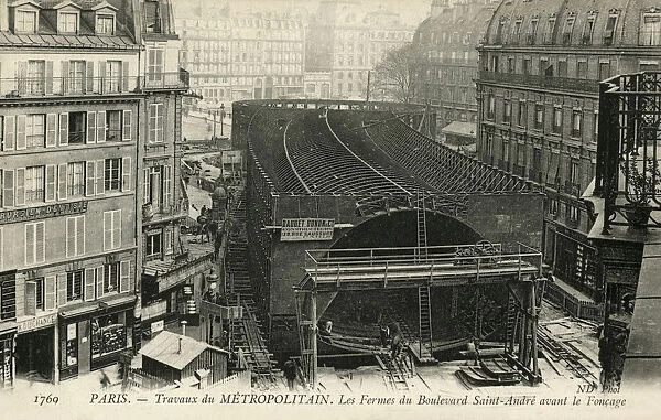 Building the Paris Metro, France