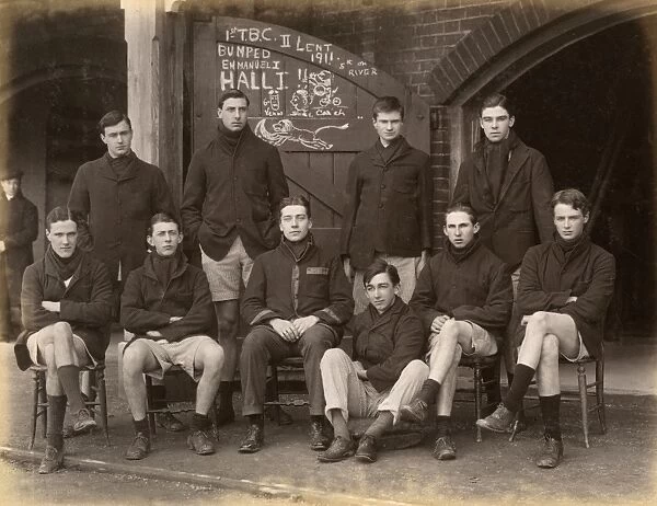 Cambridge rowing crew, 1911