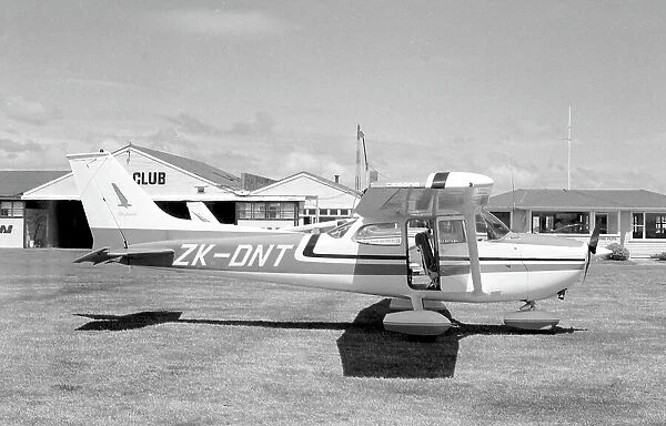 Cessna 172M Skyhawk ZK-DNT