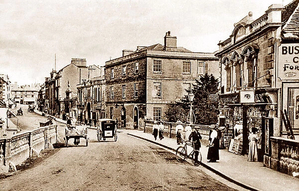 Chippenham High Street and Town Bridge early 1900s