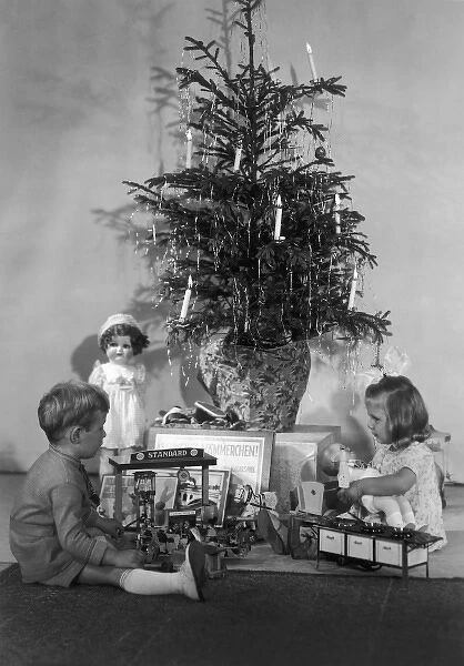 Christmas Tree & Toys