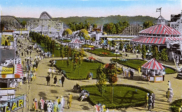 Cincinnati, Ohio, USA - The Mall Coney Island Amusement Park