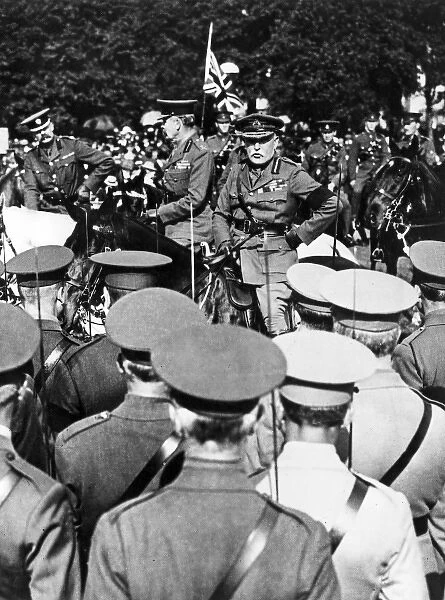 Field-Marshal Lord French inspecting volunteers, Hyde Park