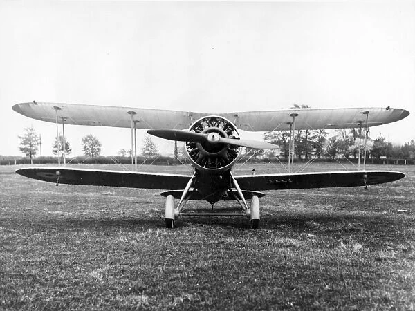 The first Gloster SS19B Gauntlet J9125