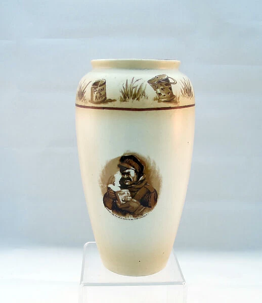 Flower vase with ornate border - Bairnsfatherware