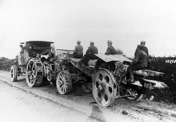 German howitzer transported by tractor, WW1
