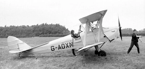 de Havilland DH. 82A Tiger Moth G-AOXN