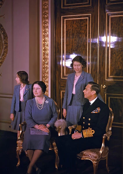 King George VI and Queen Elizabeth and their daughters