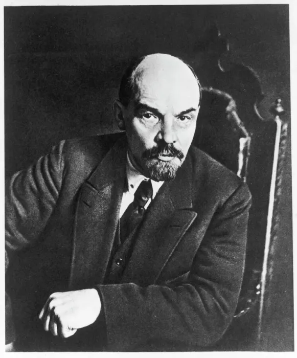 Framed Print : Lenin in 1919 Print, a photograph of Vladimir Ilich Ulyanov Framed Print : Lenin in 1919 Print, a photograph of Vladimir Ilich Ulyanov