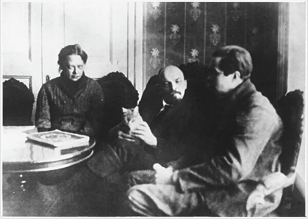 Lenin  /  Krupskaia  /  1920
