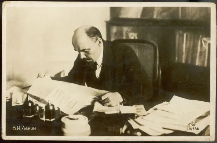 Framed Print : Lenin Reading Pravda Print Framed Print : Lenin Reading Pravda Print