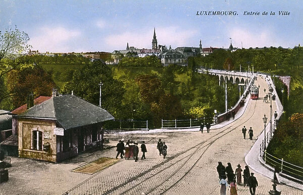 Luxembourg - Passarelle Viaduct and Town entrance