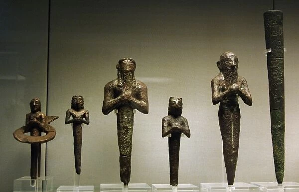 Mesopotamia. Foundation nails. 3rd Millenium BC. Bronze. Ir