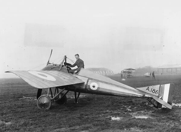 Morane-Saulnier N and Henry Farman biplane, WW1