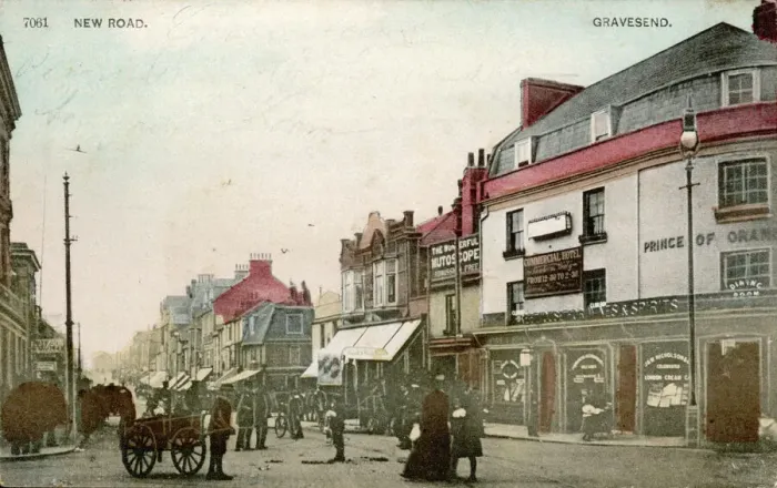 Framed Print : Mutoscope Print at Gravesend New Road, Gravesend (Kent) Framed Print : Mutoscope Print at Gravesend New Road, Gravesend (Kent)