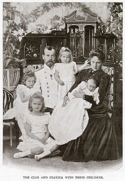 Nicholas II and his family 1901