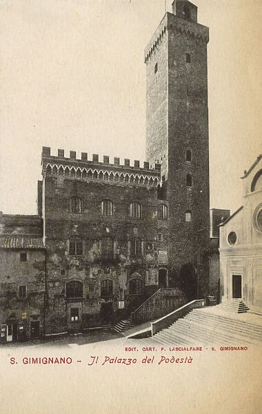 Palazzo del Podesta, San Gimignano, Tuscany, Italy