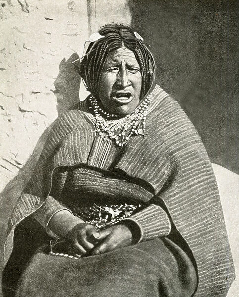 Quechua woman sitting in the sun, Bolivia, South America