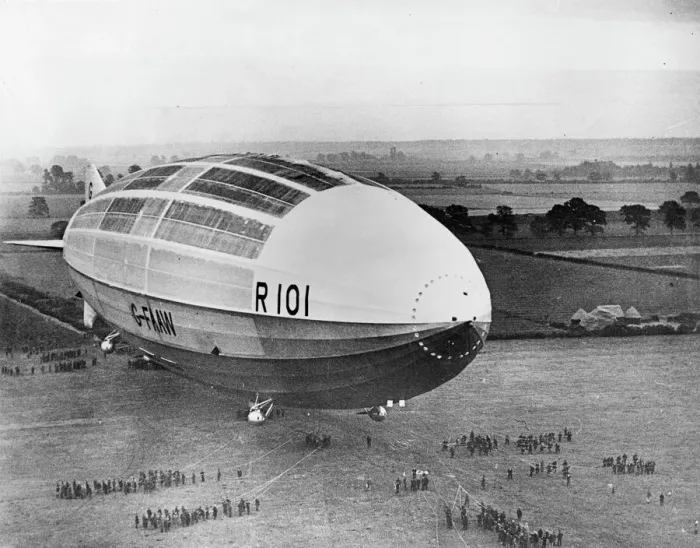 Framed Print : Print of The R101 on the ground Framed Print : Print of The R101 on the ground
