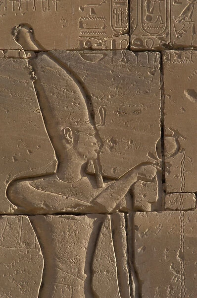 Relief depicting a Pharaoh making libations to the gods. Det