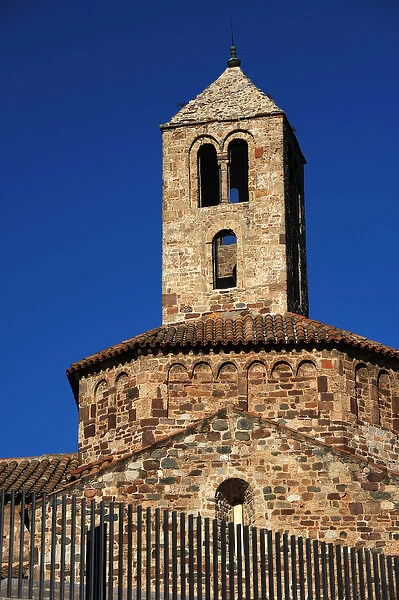 Romanesque Art. Spain. Church of St. Mary. Octogonal dome an