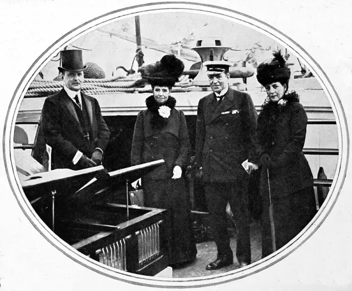 Framed Print : Shackleton with Royalty Print Framed Print : Shackleton with Royalty Print