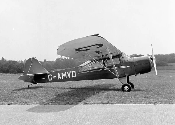 Taylorcraft Auster 5 G-AMVD