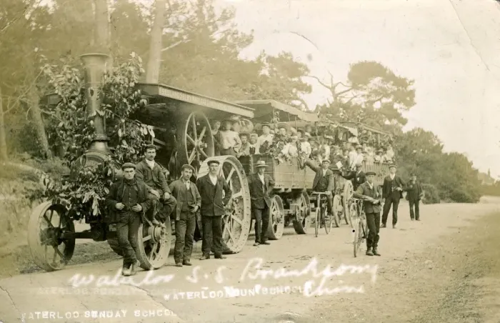 Framed Print : Traction Engine Print, 1906 Framed Print : Traction Engine Print, 1906