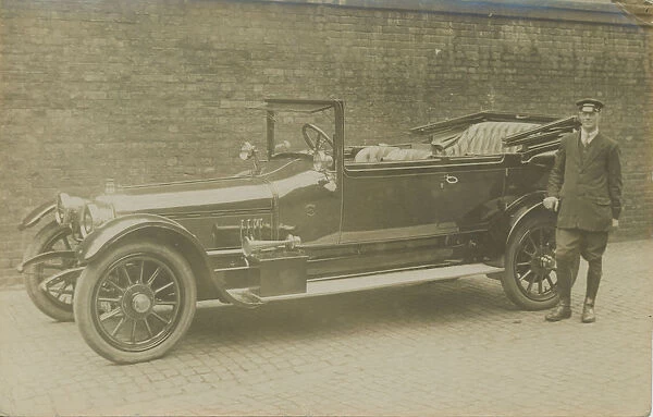 Vintage Car, Britain. Date: 1900s