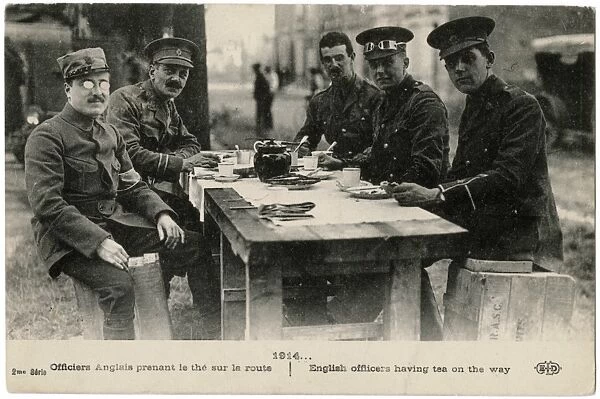 WW1 - English Officers having tea on their way to the front