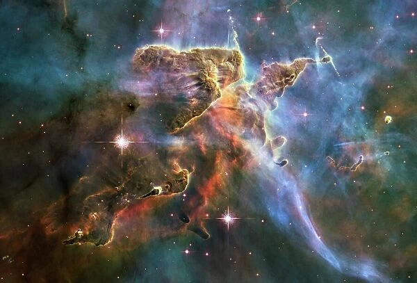 Carina Nebula features, HST image C013  /  5604