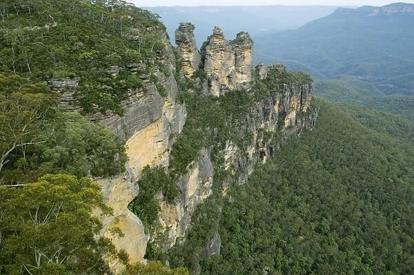 Three Sisters rock formation, Australia